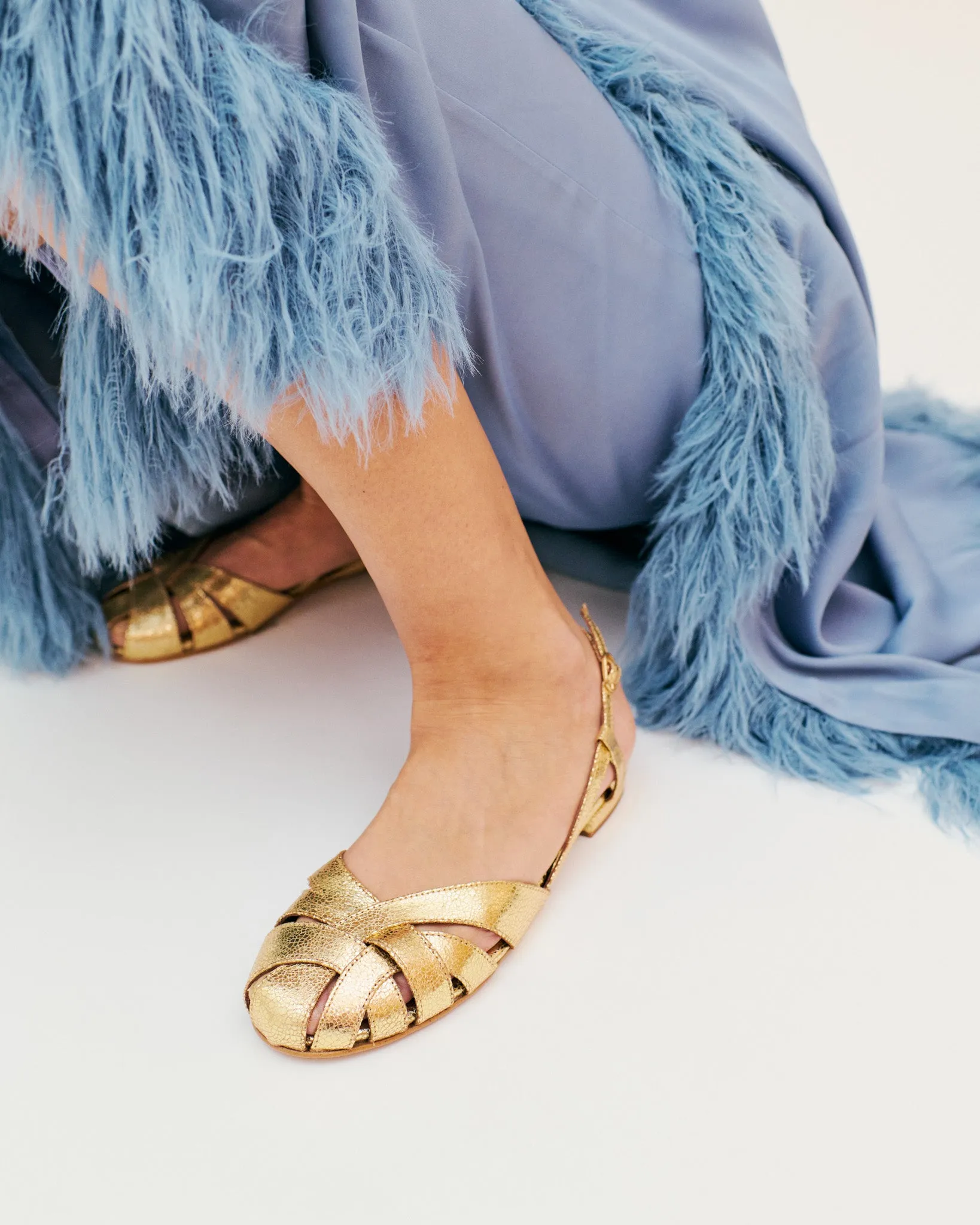 Banie 20 Crackled metallic goat Gold