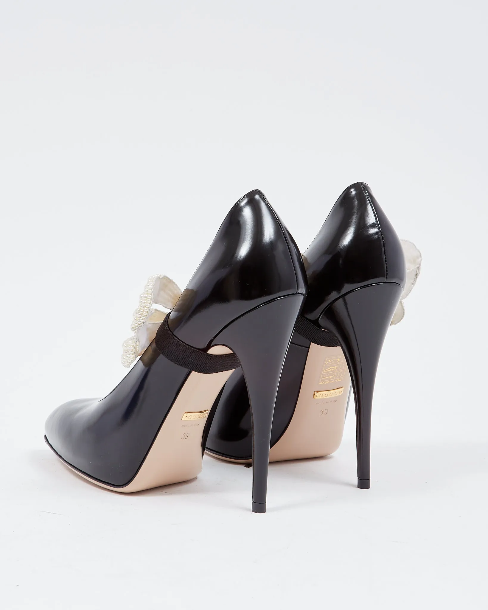 Gucci Black Shiny Leather with Pearl Bow Accent Pumps - 39