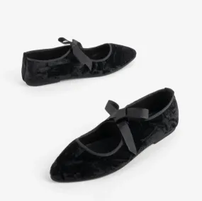 INTENTIONALLY BLANK VALLEY VELVET FLATS