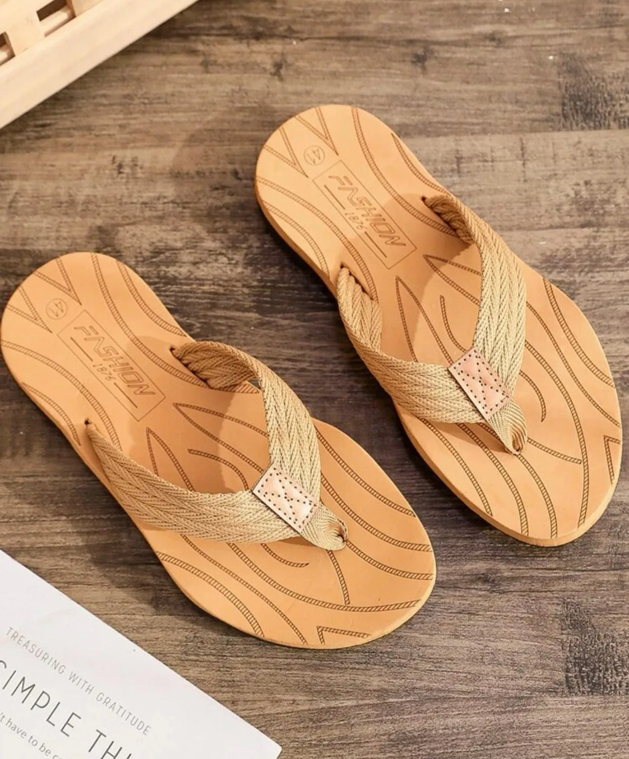 Men’s minimalist flip flops