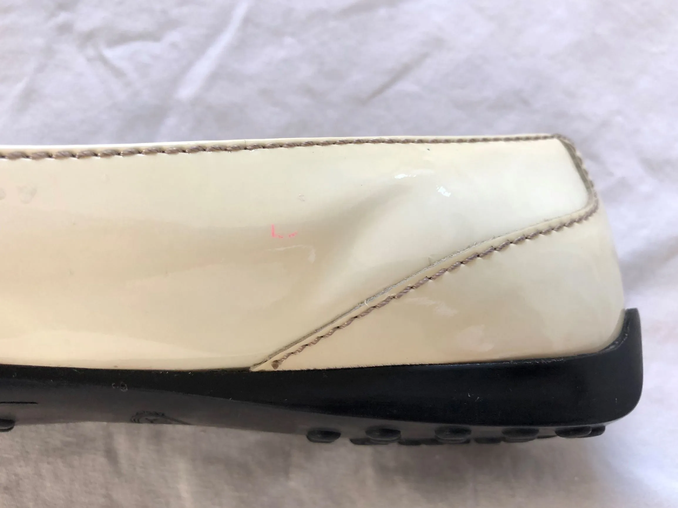 TOD'S Size 5 Ivory Patent Leather Loafers - $500 RETAIL