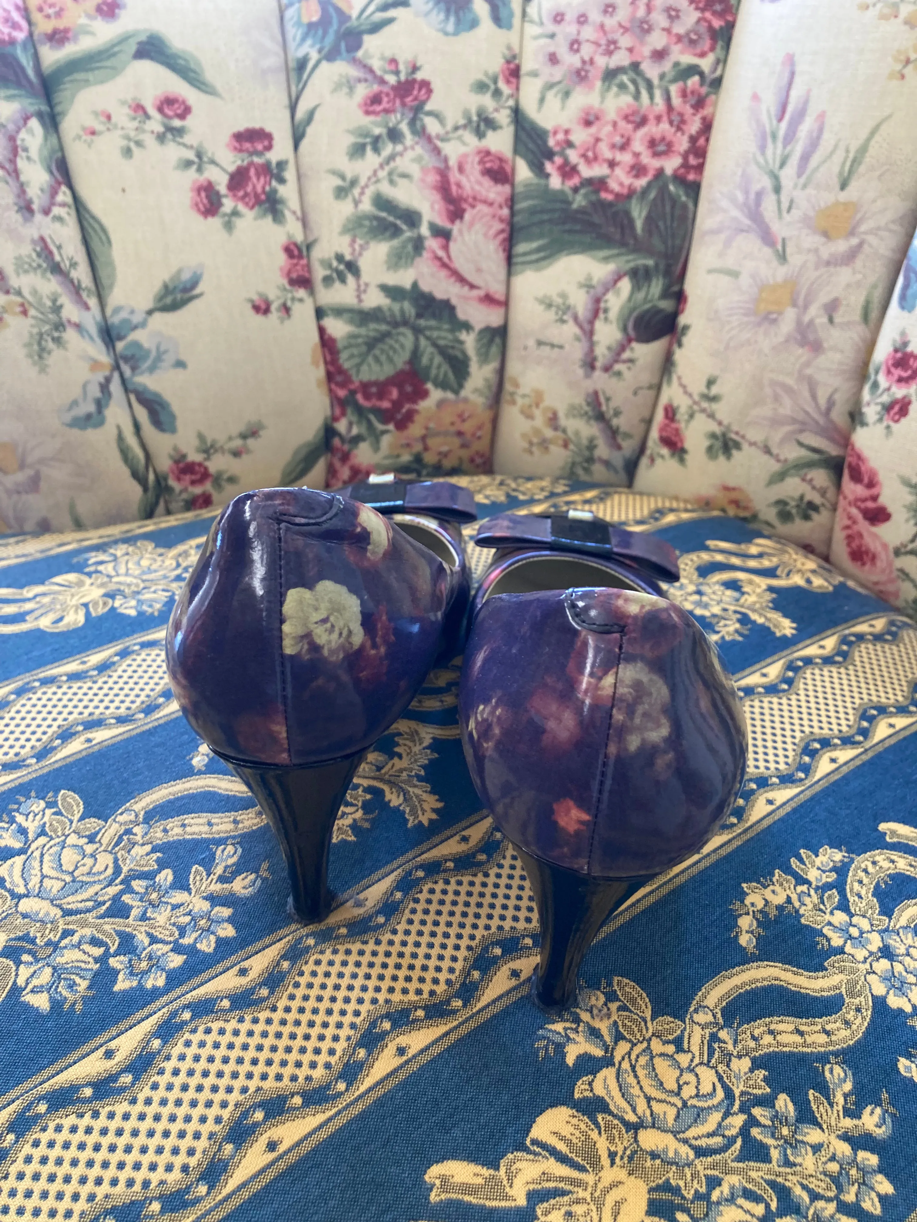 Vintage Paul Smith Black Patent Leather and Purple Pumps Size 38.5